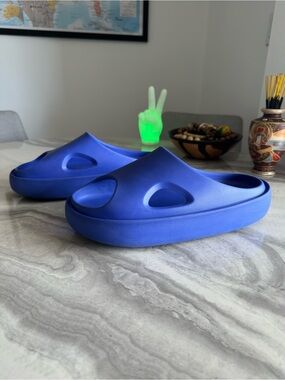 Axel Arigato Magma Sandal Platform Oversized Slides